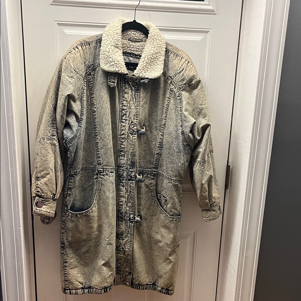 Vintage 80s Acid Wash Denim Coat with Sherpa Lining
